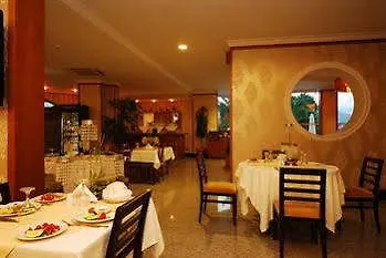 Hotel Pasa 4*